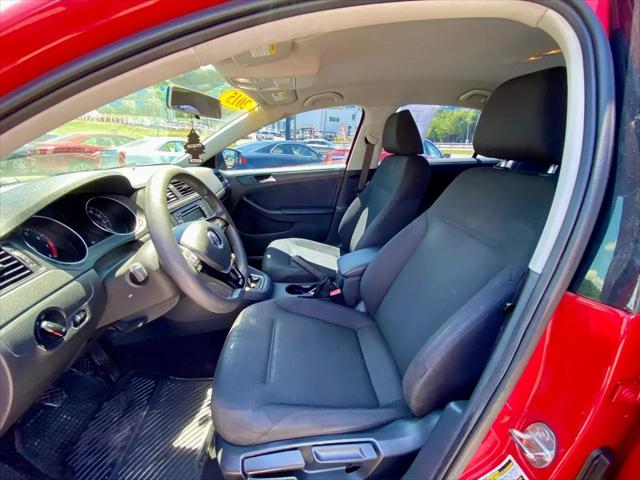 2015 Volkswagen Jetta 2.0L S