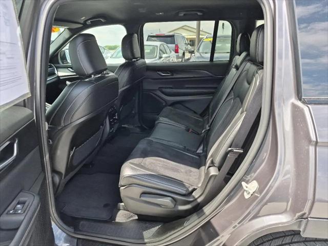 2024 Jeep Grand Cherokee L Altitude 4x4