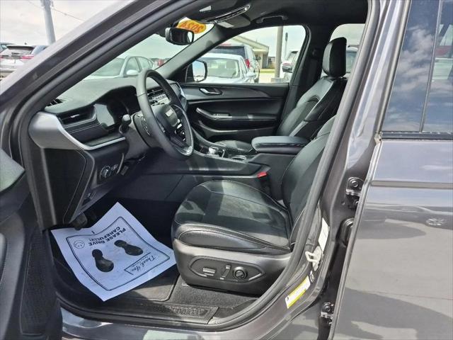 2024 Jeep Grand Cherokee L Altitude 4x4
