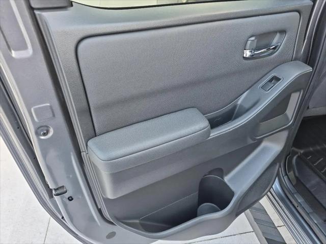 2023 Nissan Frontier Crew Cab SV 4x4