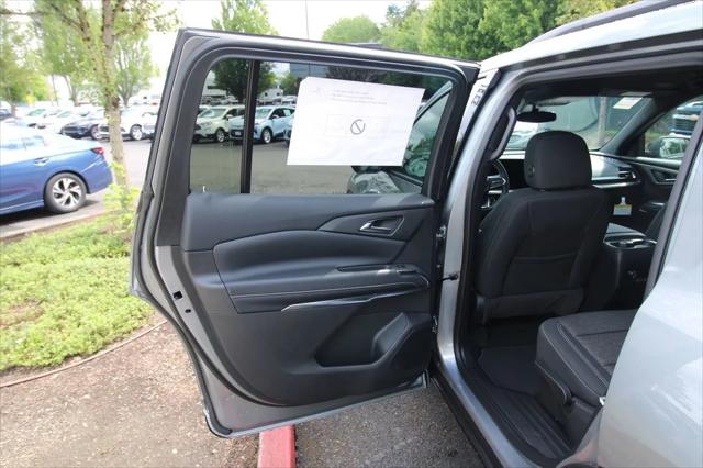 2026 Chevrolet Traverse FWD LT