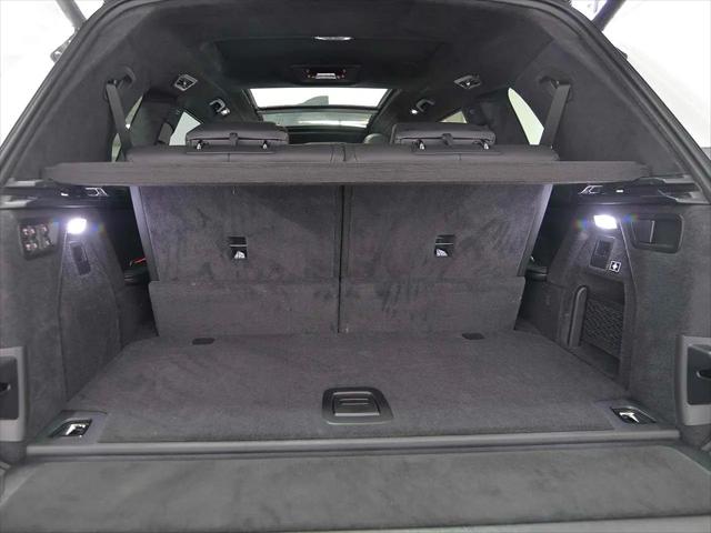 2027 BMW X7 M60i