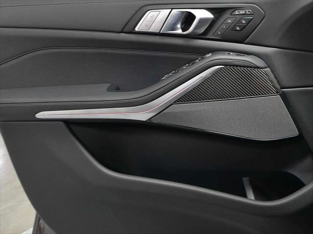 2027 BMW X7 M60i