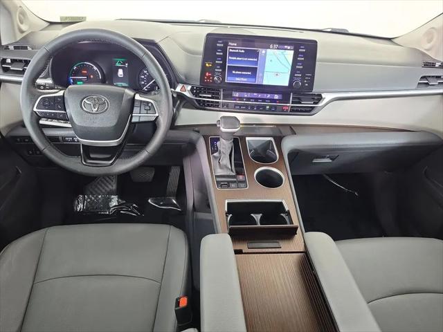 2024 Toyota Sienna XLE