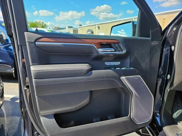 2023 GMC Sierra 1500 4WD Crew Cab Short Box Denali