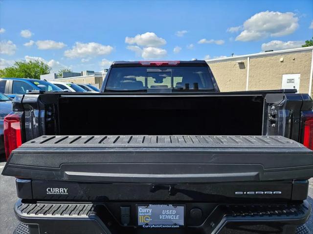 2023 GMC Sierra 1500 4WD Crew Cab Short Box Denali