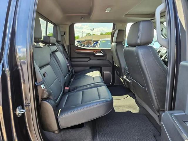 2023 GMC Sierra 1500 4WD Crew Cab Short Box Denali