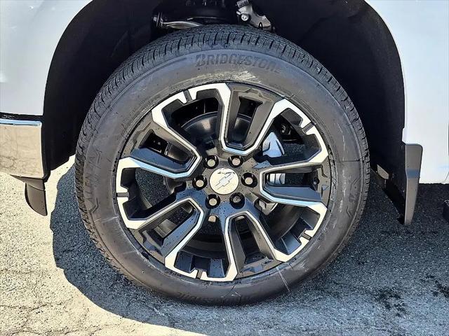 2026 Chevrolet Silverado 1500 4WD Crew Cab Standard Bed LT