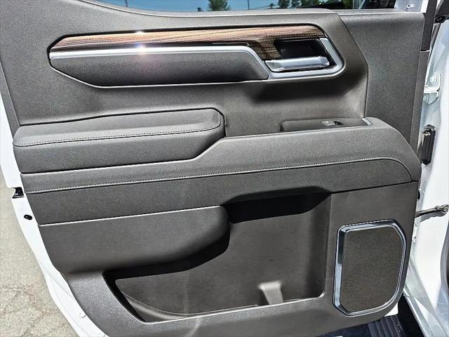 2026 Chevrolet Silverado 1500 4WD Crew Cab Standard Bed LT