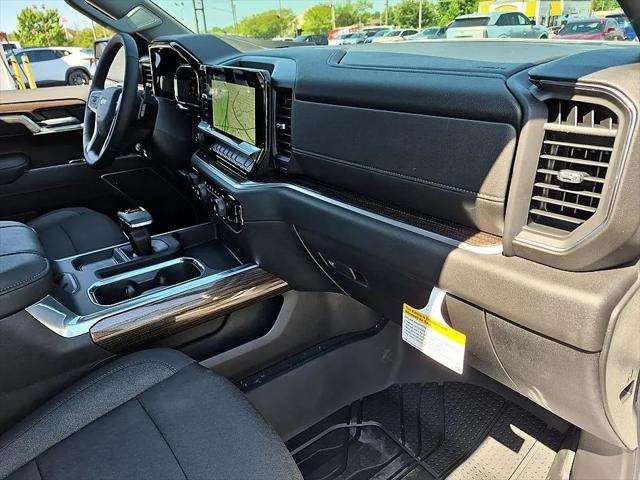 2026 Chevrolet Silverado 1500 4WD Crew Cab Standard Bed LT