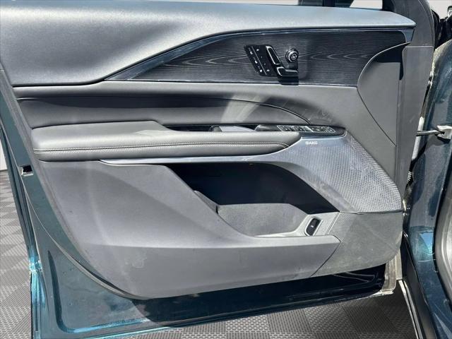 2024 Cadillac iQ Sport w/1SJ