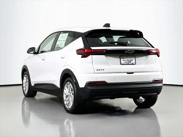 2027 Chevrolet Bolt LT FWD