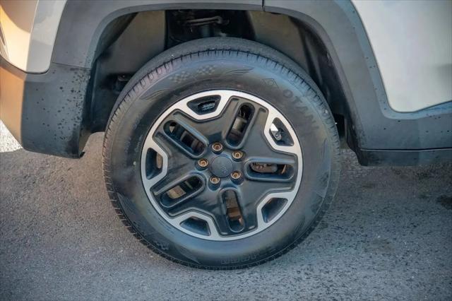 2015 Jeep Renegade Trailhawk