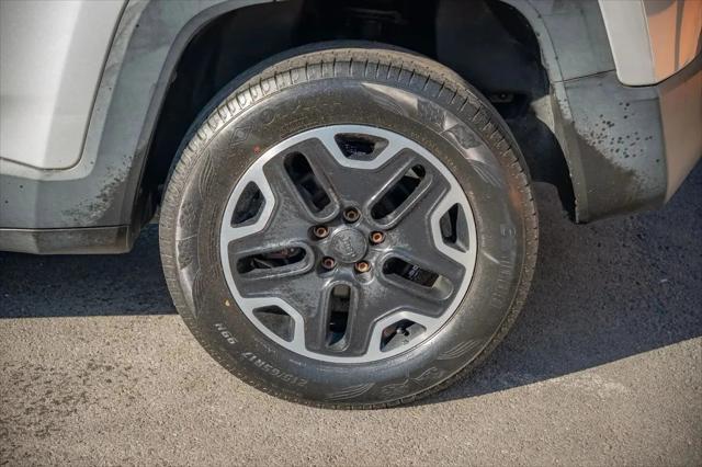 2015 Jeep Renegade Trailhawk