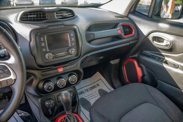 2015 Jeep Renegade Trailhawk