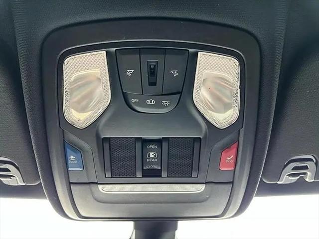 2021 Ram 1500 Big Horn Crew Cab 4x4 5'7" Box
