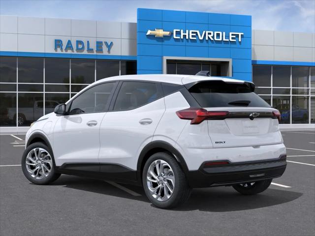 2027 Chevrolet Bolt LT FWD