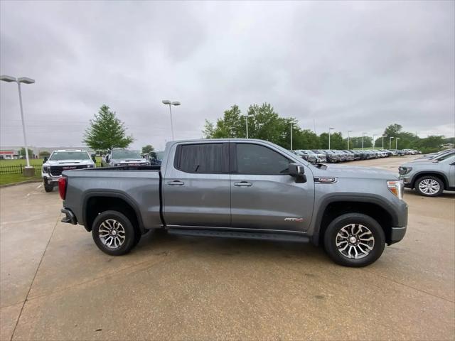 2022 GMC Sierra 1500 Limited 4WD Crew Cab Short Box AT4