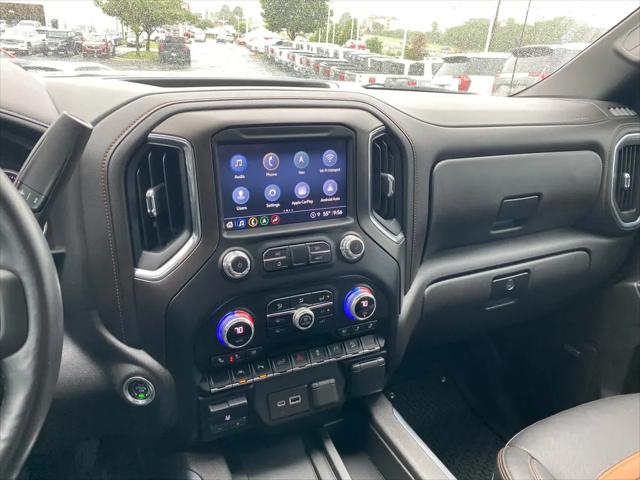 2022 GMC Sierra 1500 Limited 4WD Crew Cab Short Box AT4