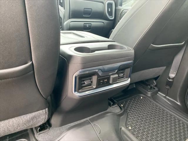 2022 GMC Sierra 1500 Limited 4WD Crew Cab Short Box AT4
