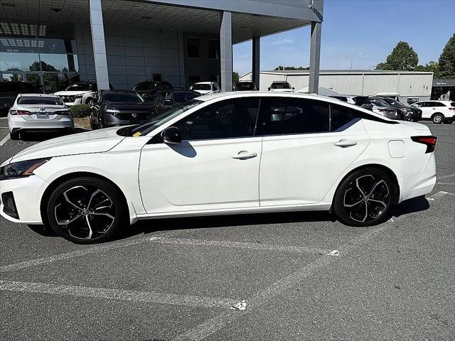2025 Nissan Altima SR FWD