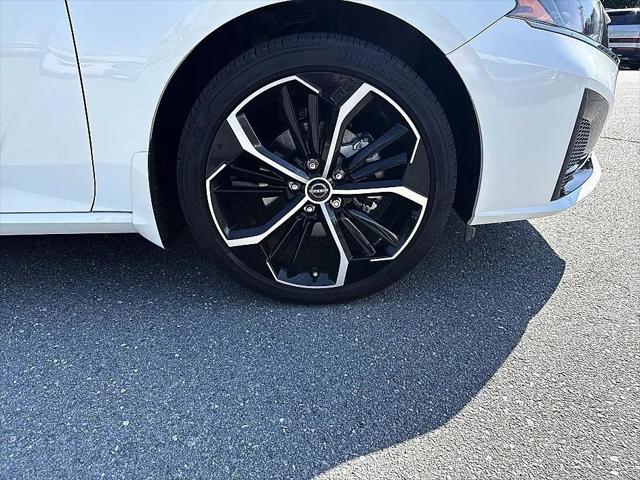 2025 Nissan Altima SR FWD