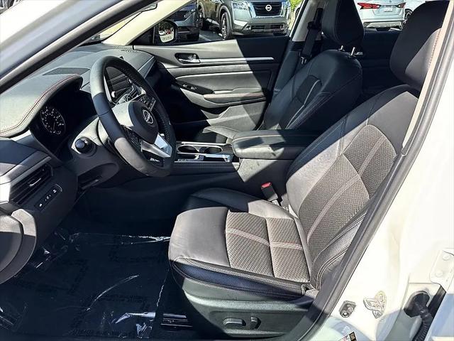 2025 Nissan Altima SR FWD