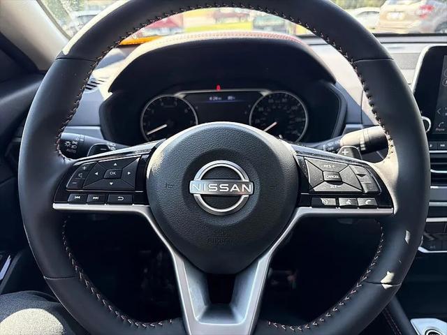 2025 Nissan Altima SR FWD