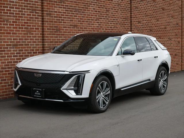 2024 Cadillac iQ Luxury w/1SC for sale in Edina, MN