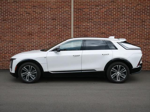 2024 Cadillac iQ Luxury w/1SC