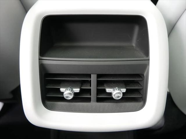 2024 Cadillac iQ Luxury w/1SC
