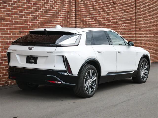 2024 Cadillac iQ Luxury w/1SC