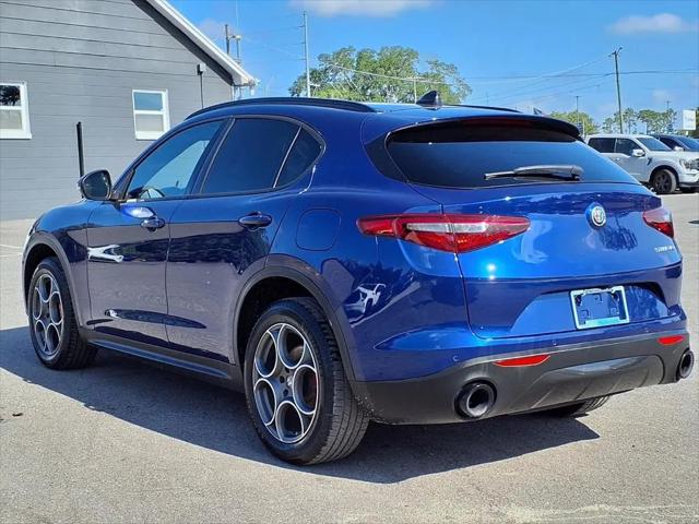 2023 Alfa Romeo Stelvio Sprint RWD