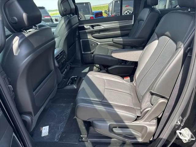 2026 Jeep Grand Wagoneer L 4x4