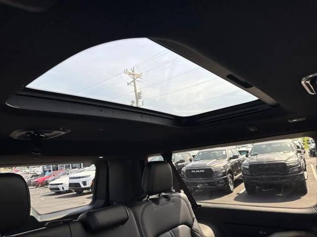 2026 Jeep Grand Wagoneer L 4x4
