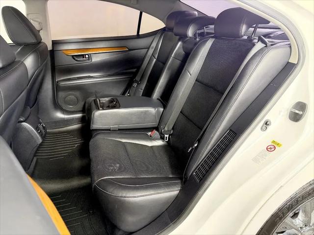 2014 Lexus ES 300h ES 300h