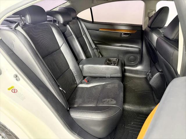 2014 Lexus ES 300h ES 300h