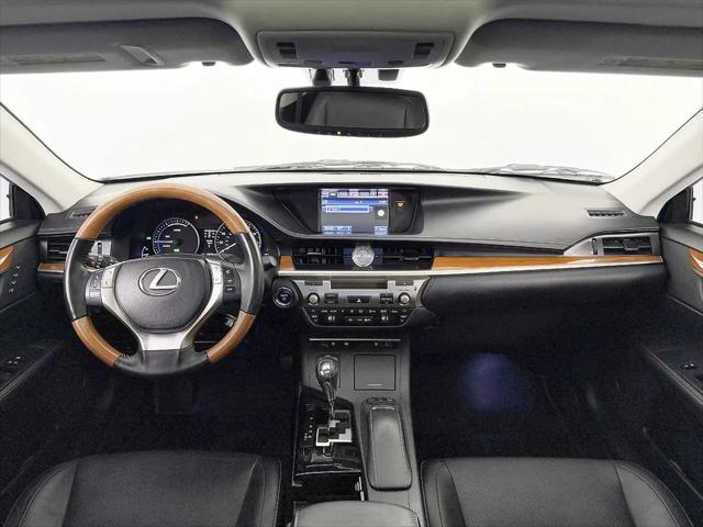 2014 Lexus ES 300h ES 300h