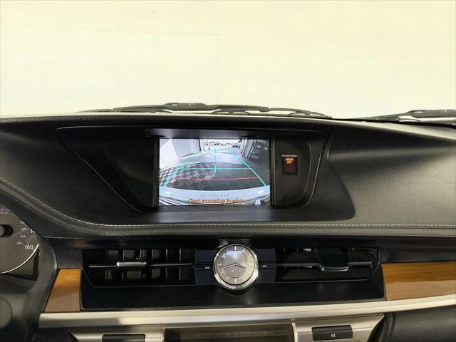2014 Lexus ES 300h ES 300h