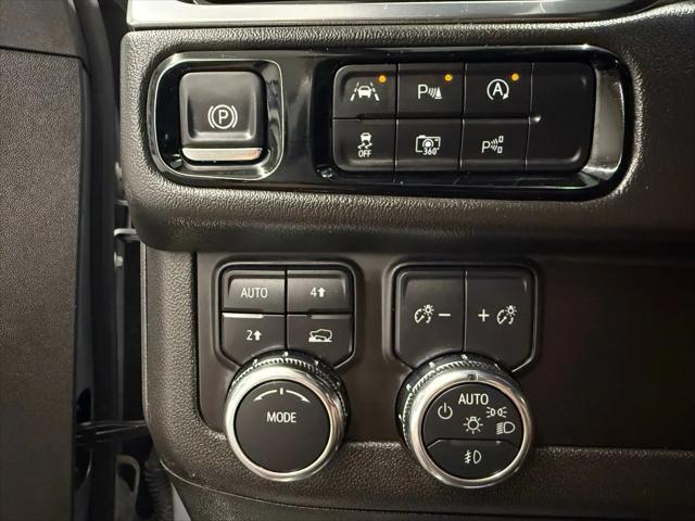 2025 GMC Yukon 4WD Denali