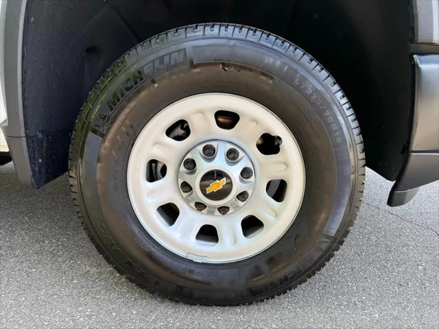 2024 Chevrolet Silverado 2500HD 4WD Double Cab Long Bed Work Truck