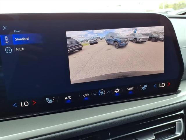 2026 Chevrolet Traverse AWD LT