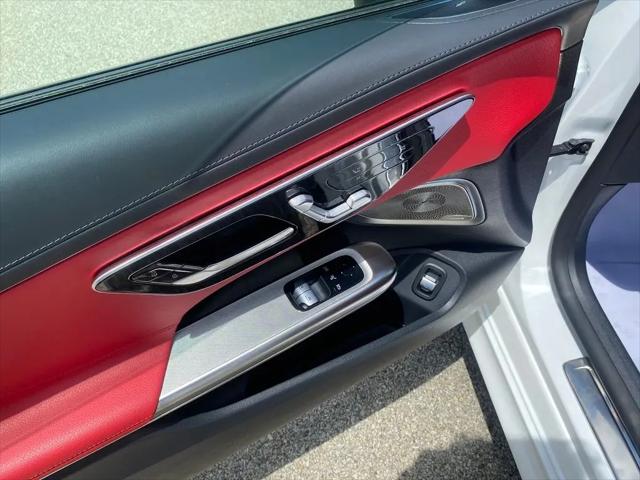 2026 Mercedes-Benz E-CLASS E 300 CLE 300
