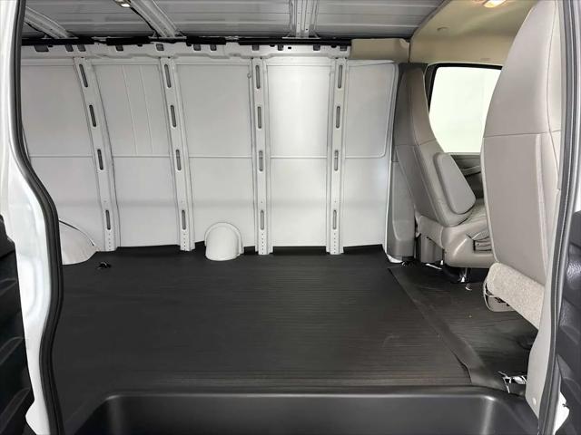 2026 GMC Savana Cargo 3500 Extended Wheelbase, Work Van, RWD