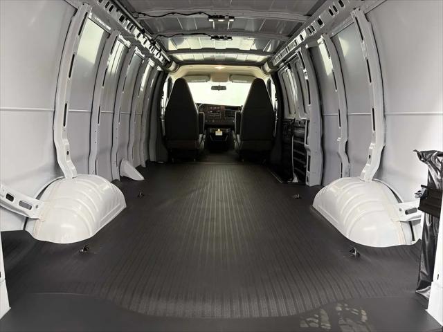 2026 GMC Savana Cargo 3500 Extended Wheelbase, Work Van, RWD