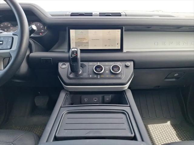 2024 Land Rover Defender 110 P400 S