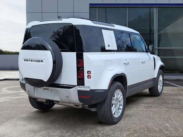 2024 Land Rover Defender 110 P400 S