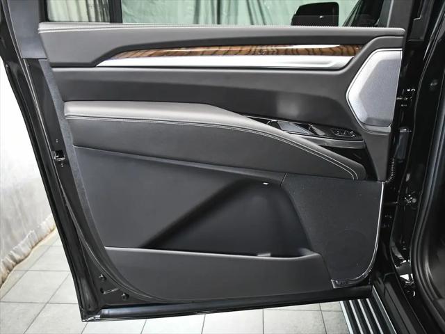 2026 Cadillac Escalade ESV Platinum Sport