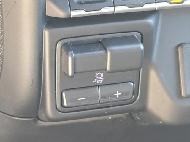 2024 Chevrolet Silverado 2500HD 4WD Crew Cab Standard Bed Custom