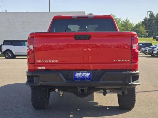2024 Chevrolet Silverado 2500HD 4WD Crew Cab Standard Bed Custom